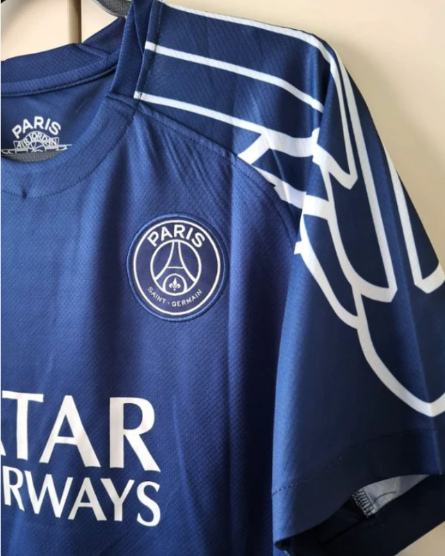 KVICHA KVARATSKHELIA 2024-25 (PSG)