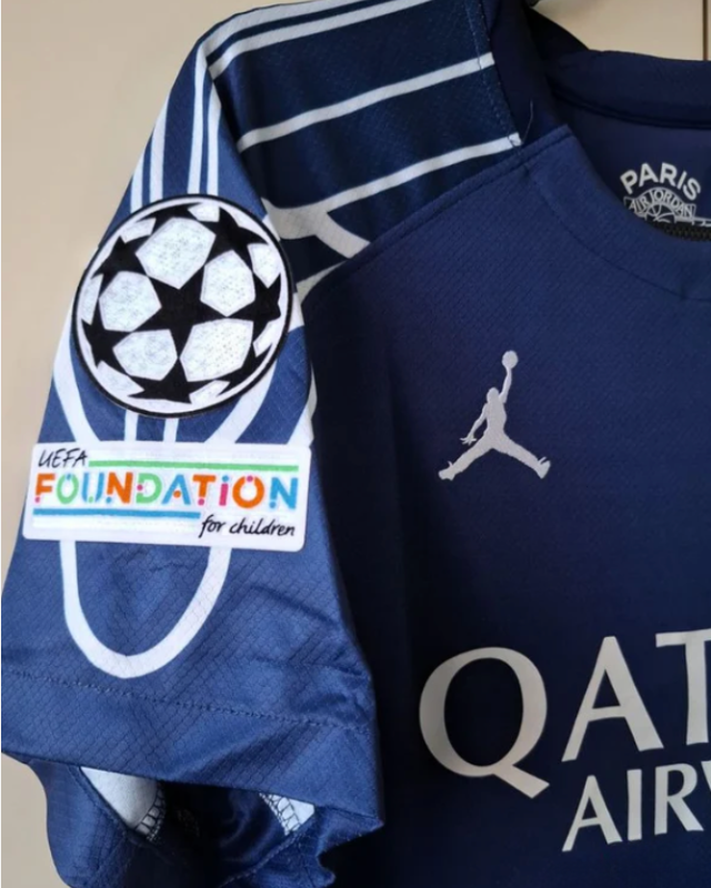 KVICHA KVARATSKHELIA 2024-25 (PSG)