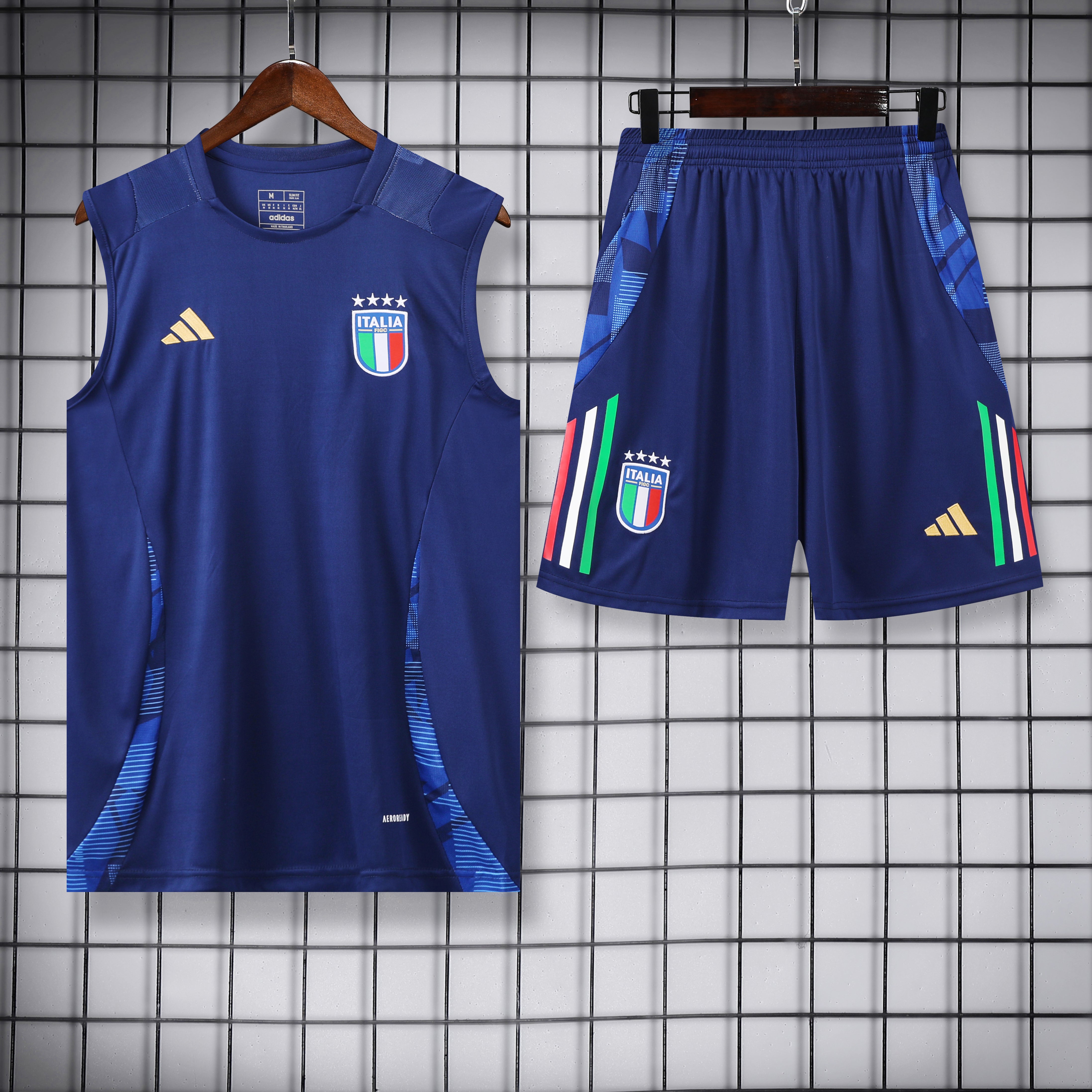 TANK TOP + SHORTS ITALIA