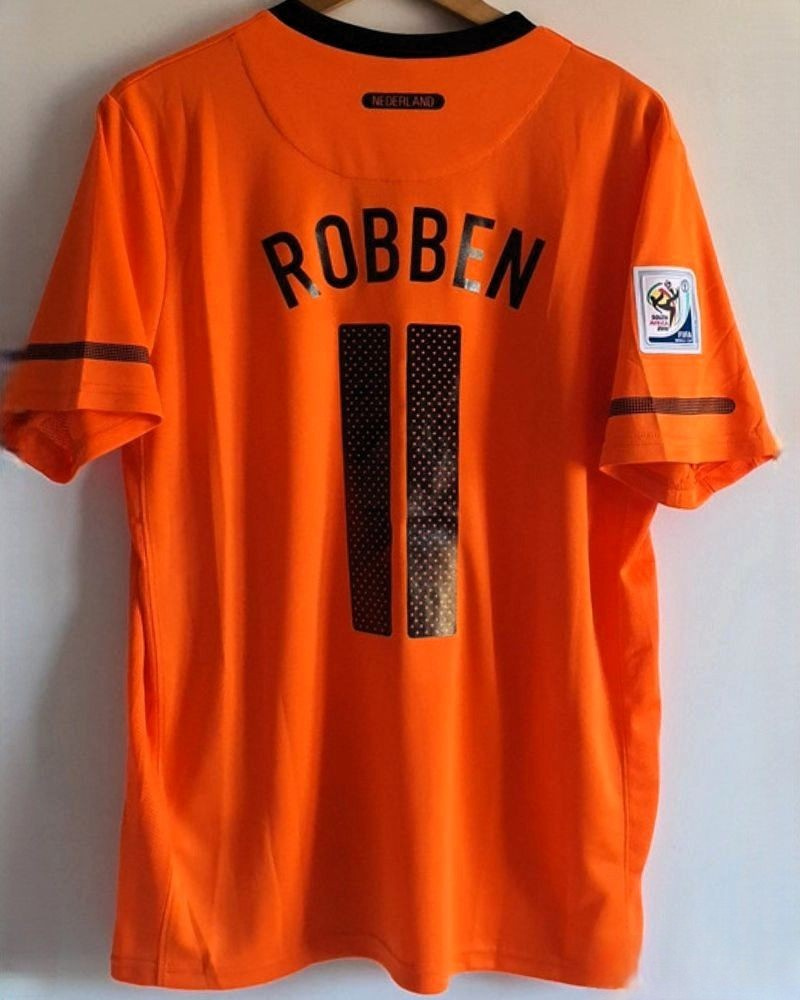 ROBBEN ARJEN 2010-11 (Hol)