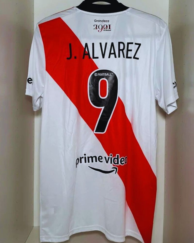 ALVAREZ JULIAN 2021-22 (Rev)