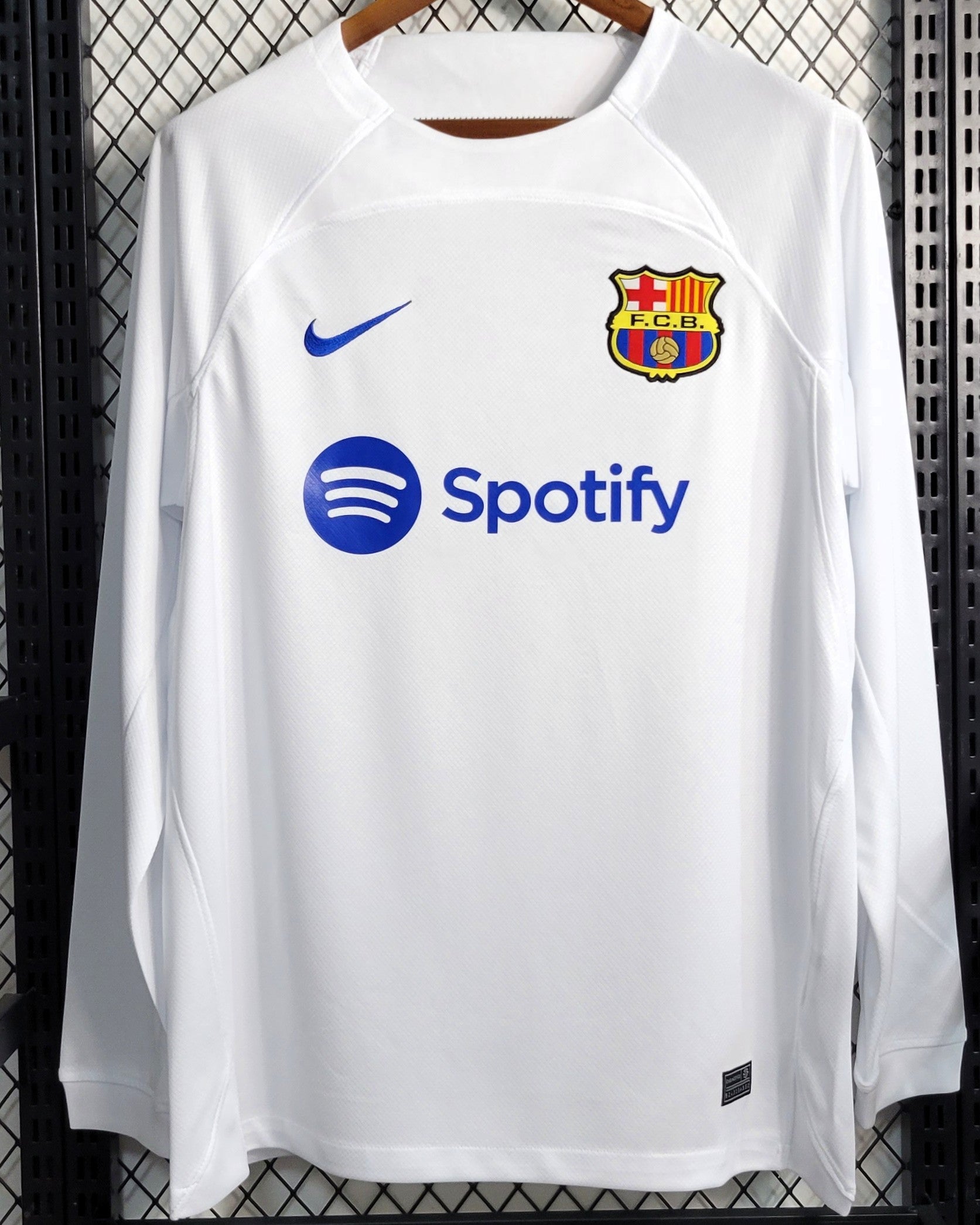 BARCELONA Long sleeve shirt