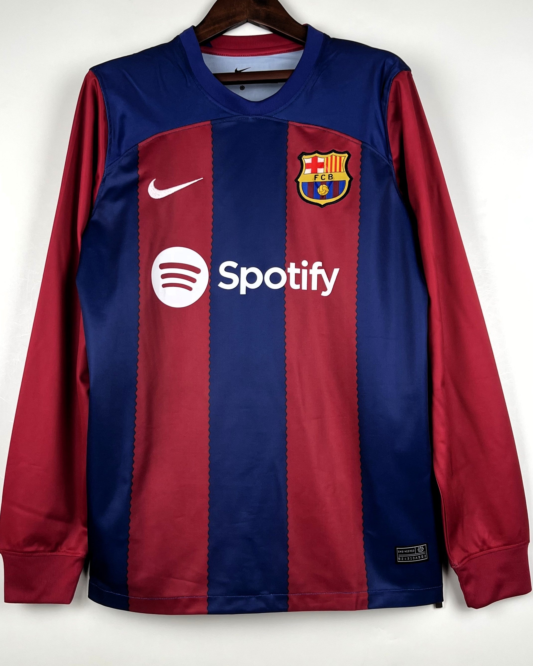 BARCELONA Long sleeve shirt