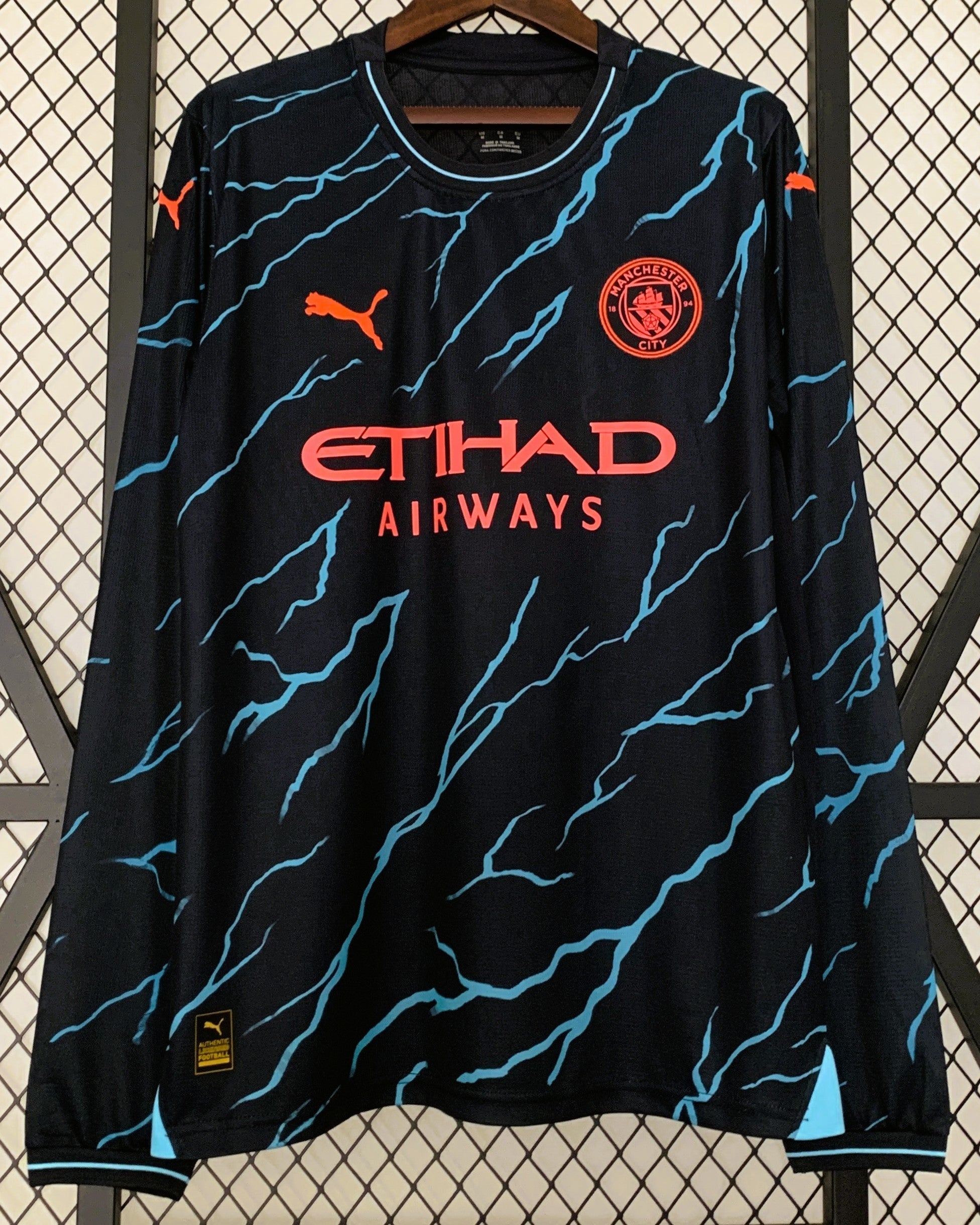 MANCHESTER CITY Long sleeve shirt