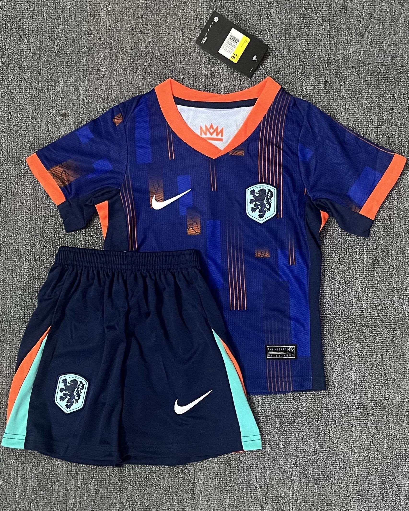 NETHERLANDS kid kit