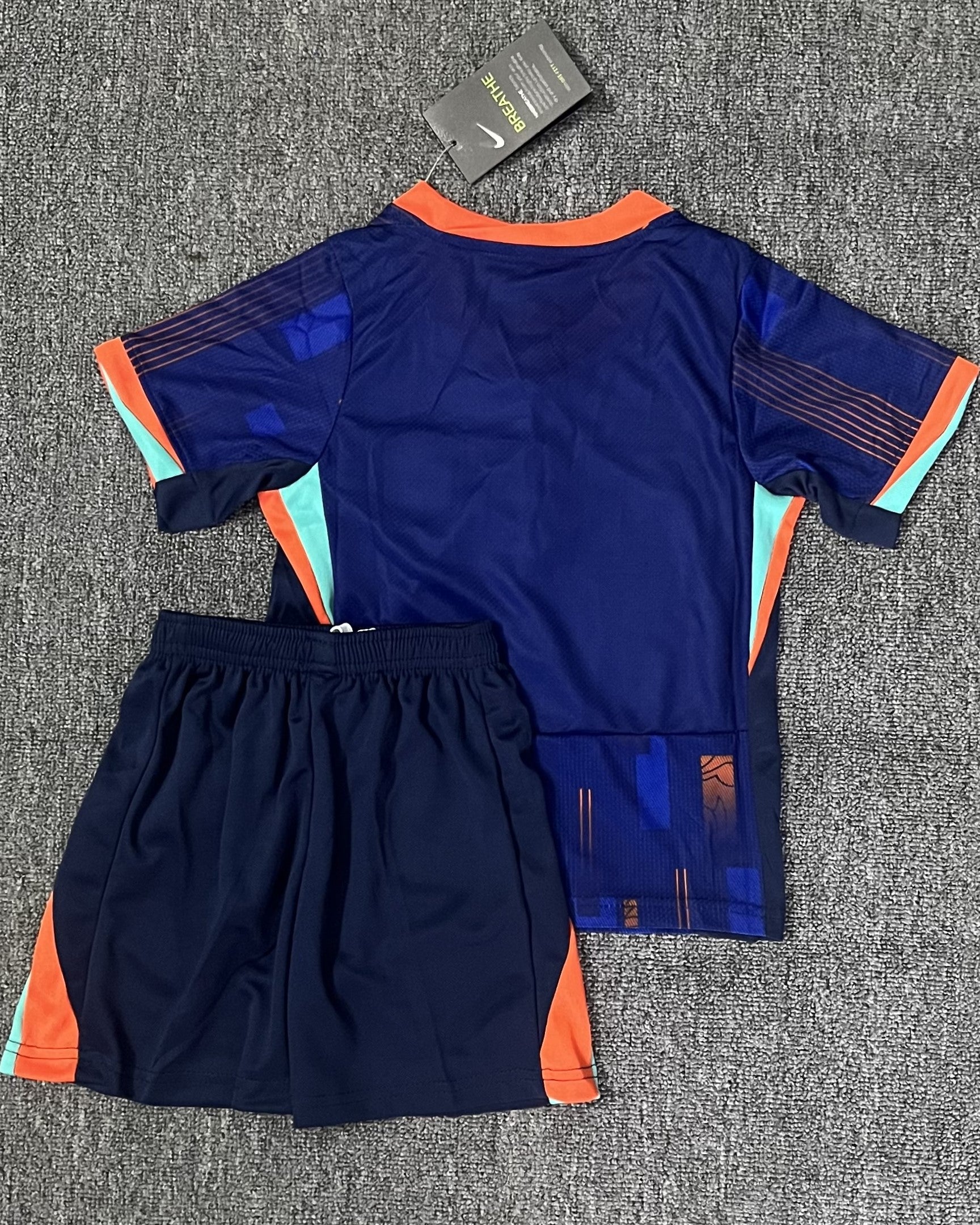 NETHERLANDS kid kit
