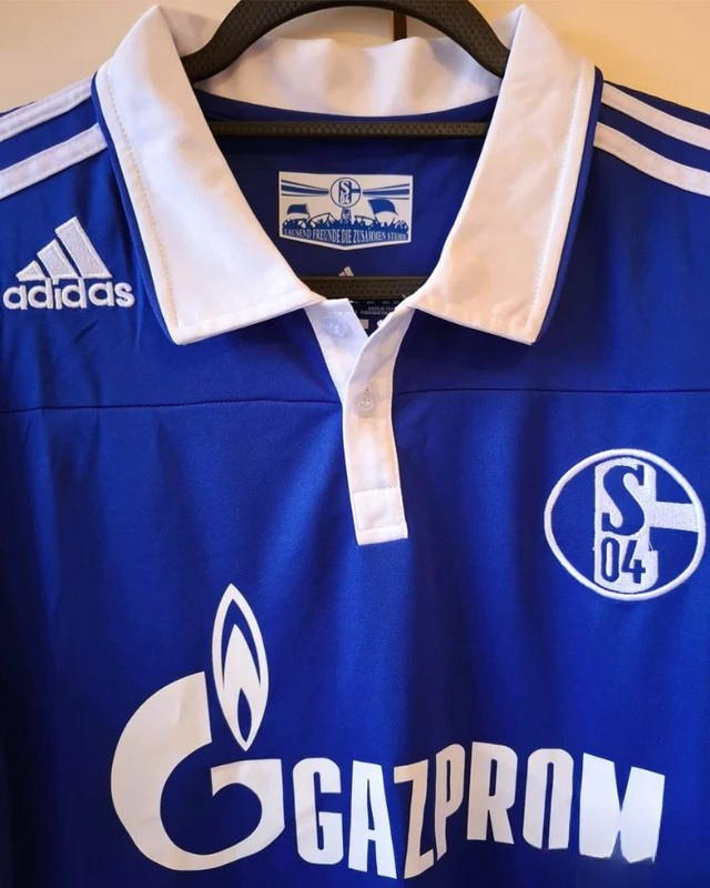 RAUL GONZALES BLANCO 2010-11 (SCHALKE 04)