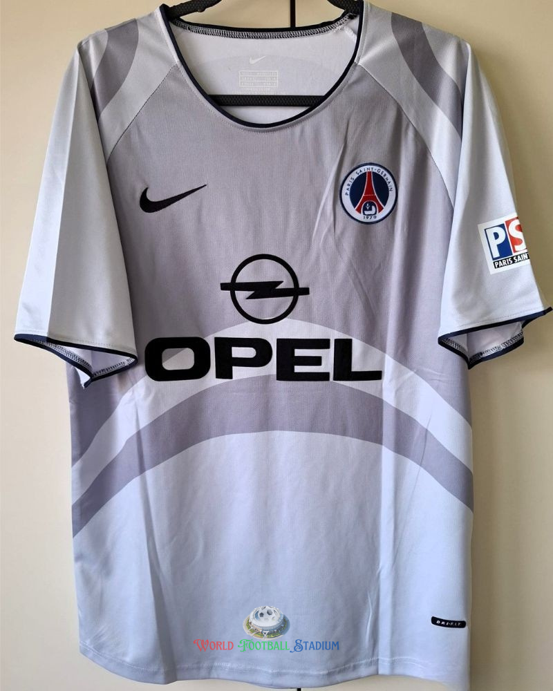 RONALDINHO 2001-02 (PSG)