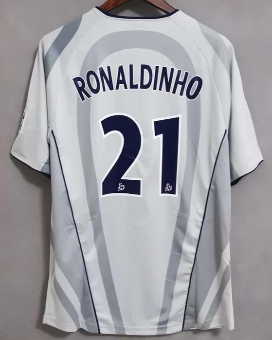 RONALDINHO 2001-02 (PSG)