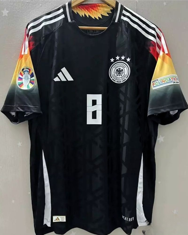 KROOS TONI 2024-25 (Ger)