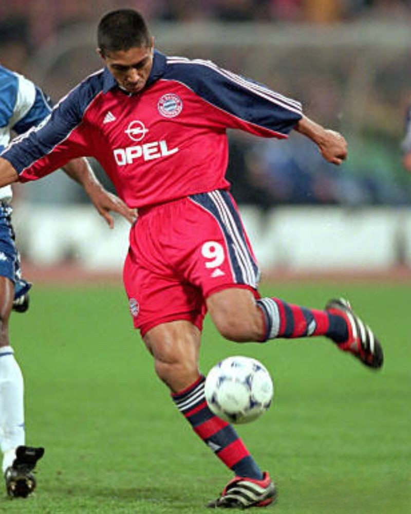 ELBER YOUNG 2000-01 (Bay M)