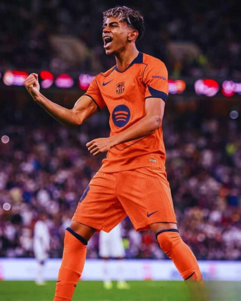 YAMAL LAMINE 2025-26 (Bar)