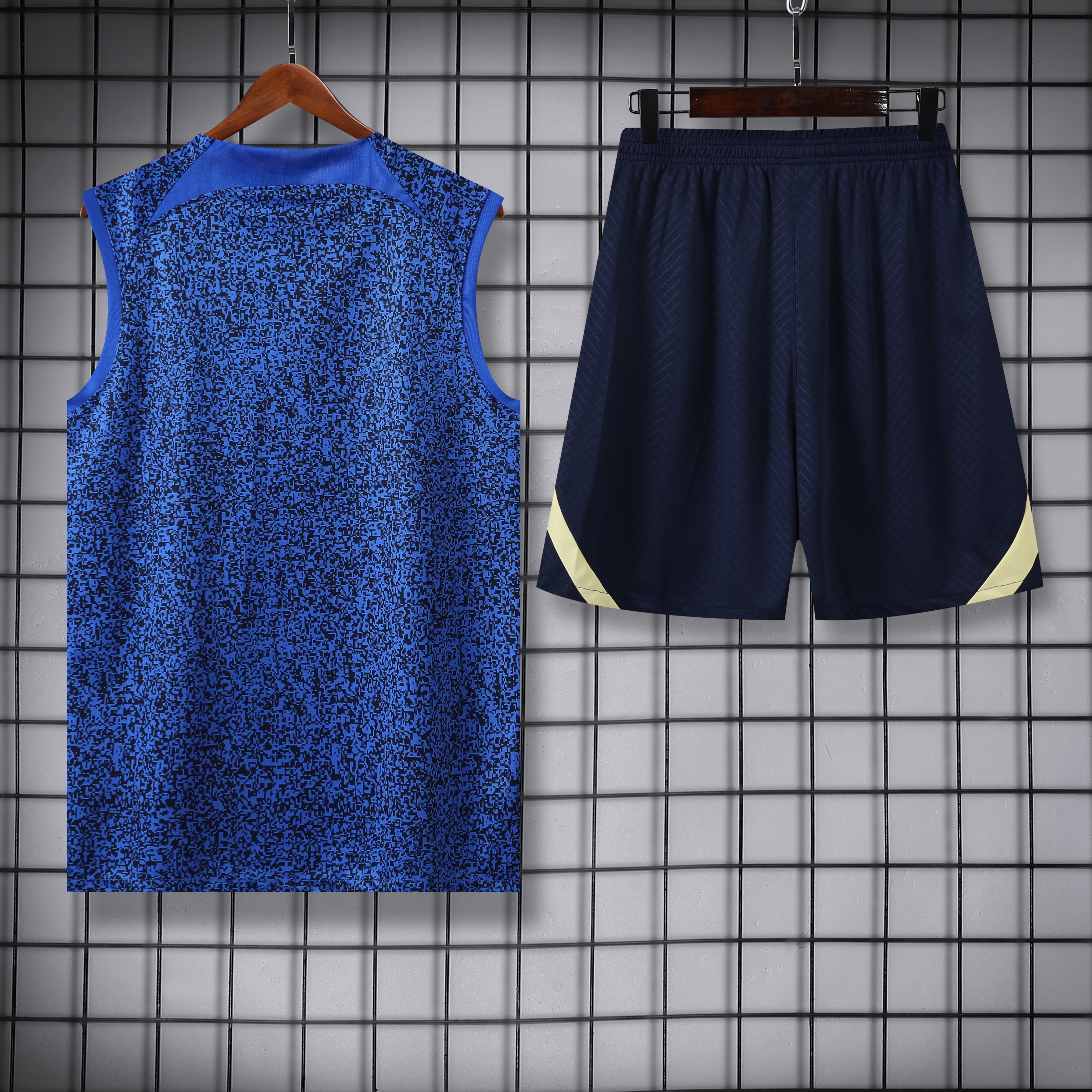 TANK TOP + SHORTS MEXICO