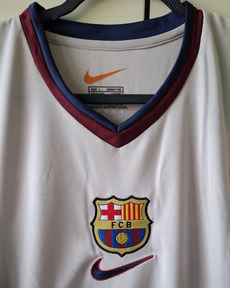 FIGO LUIS 1999-00 (Bar)