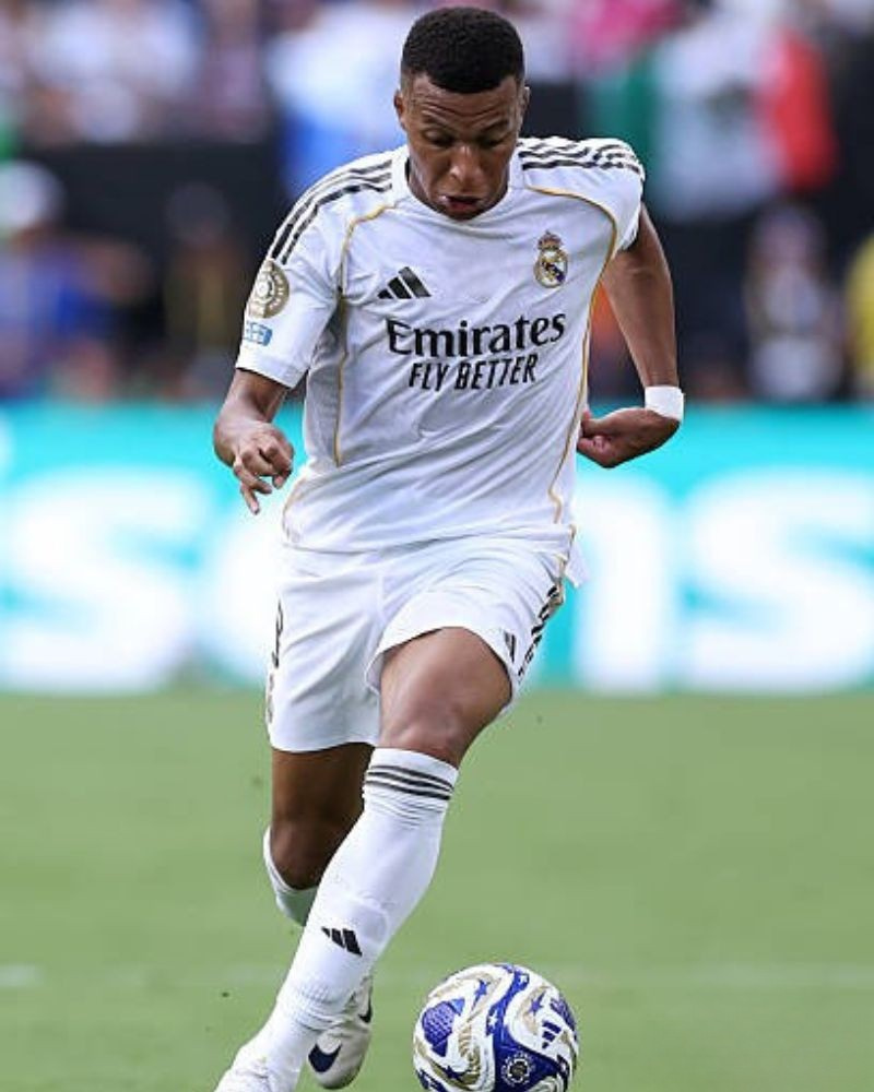 MBAPPE' KYLIAN 2025-26 (Real M)