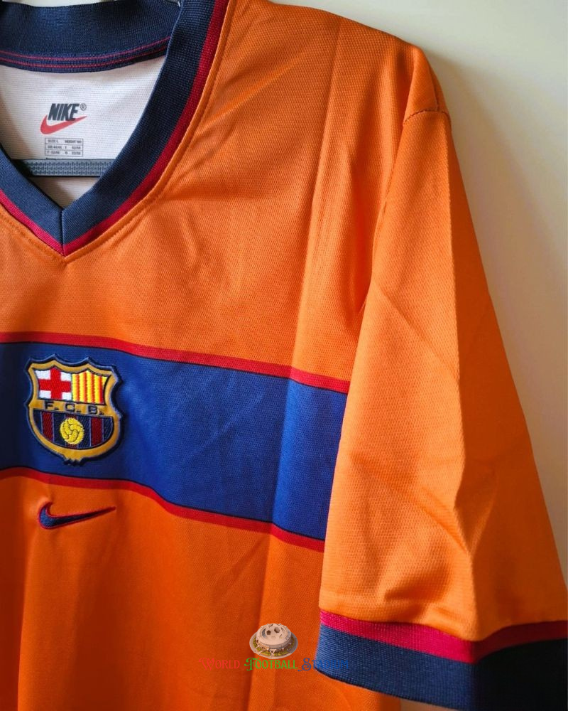 FIGO LUIS 1999-00 (Bar)