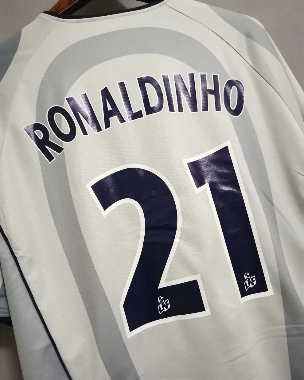 RONALDINHO 2001-02 (PSG)