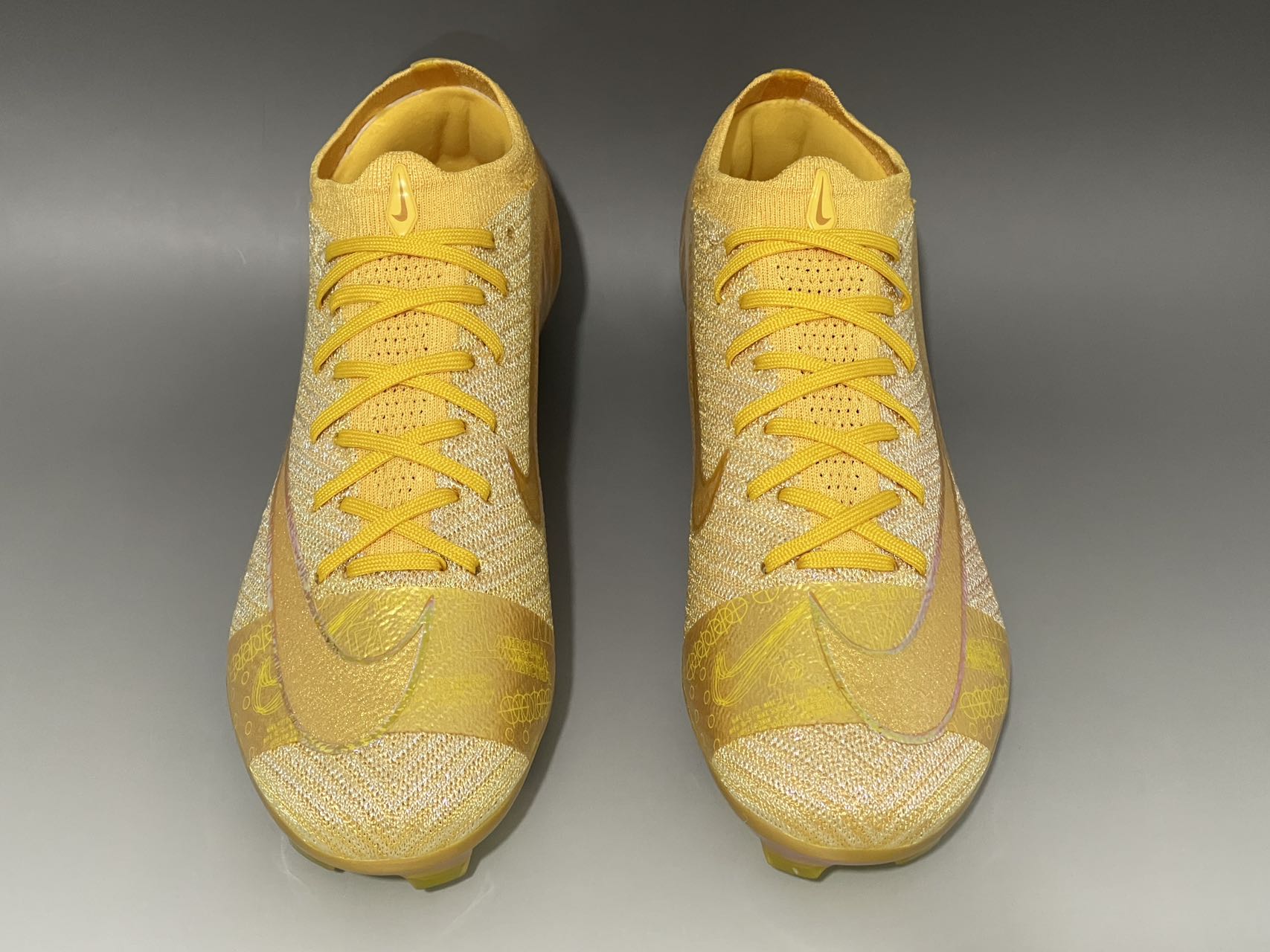 Mercurial Air Zoom Gold Low Cut