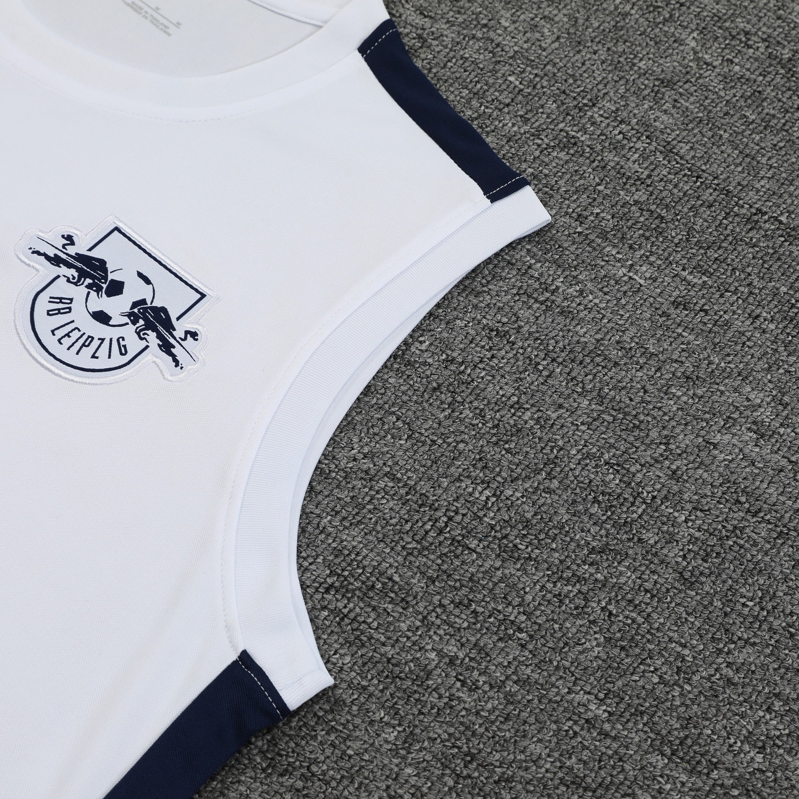 TANK TOP + SHORTS LEIPZG