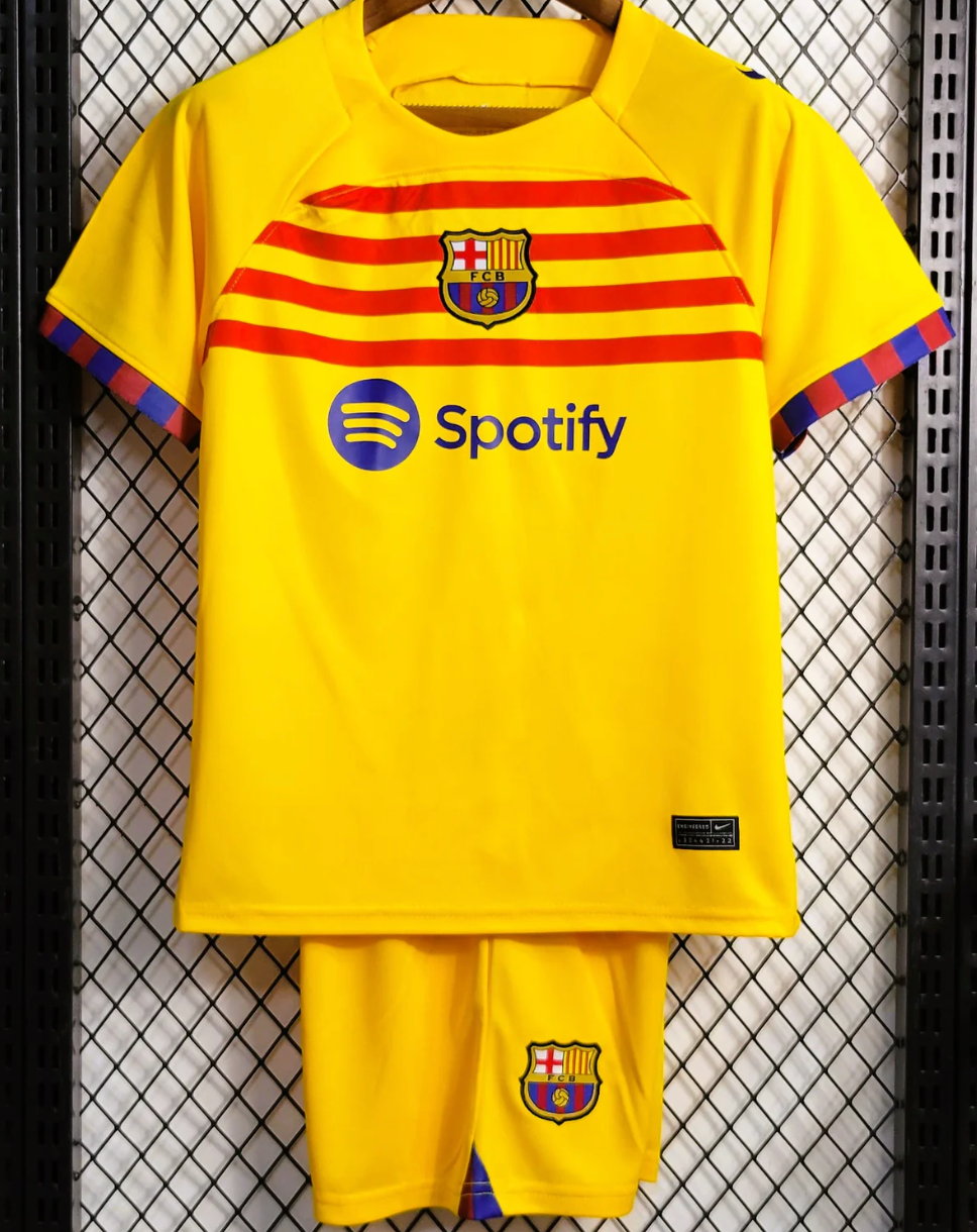 BARCELONA Kid Kit