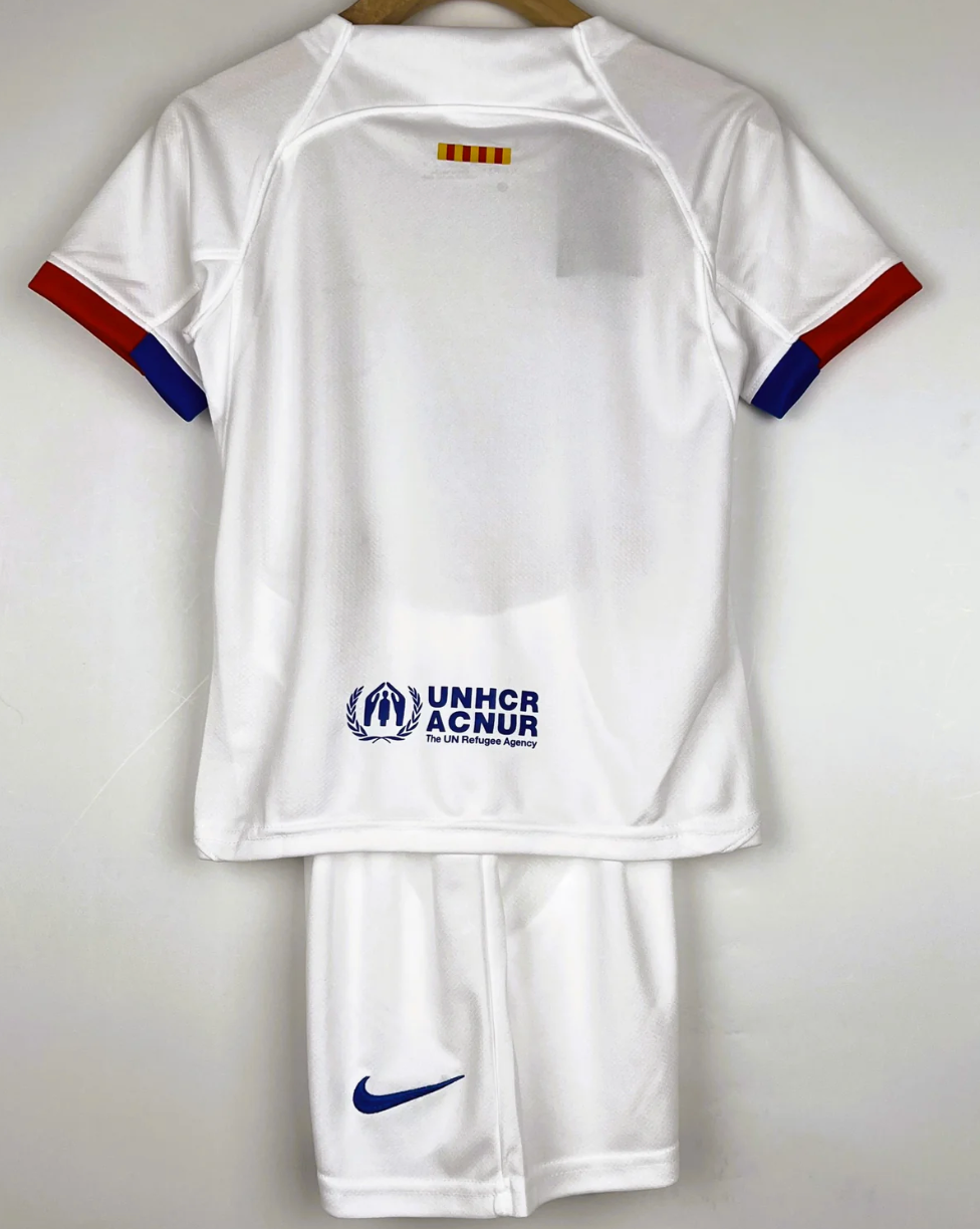 BARCELONA Kid Kit