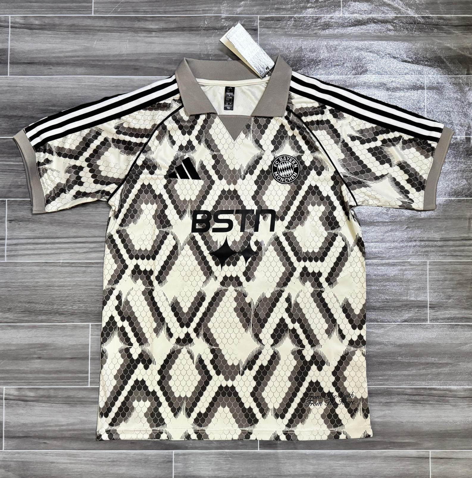 BAYERN MUNCH SHIRT 2025-26