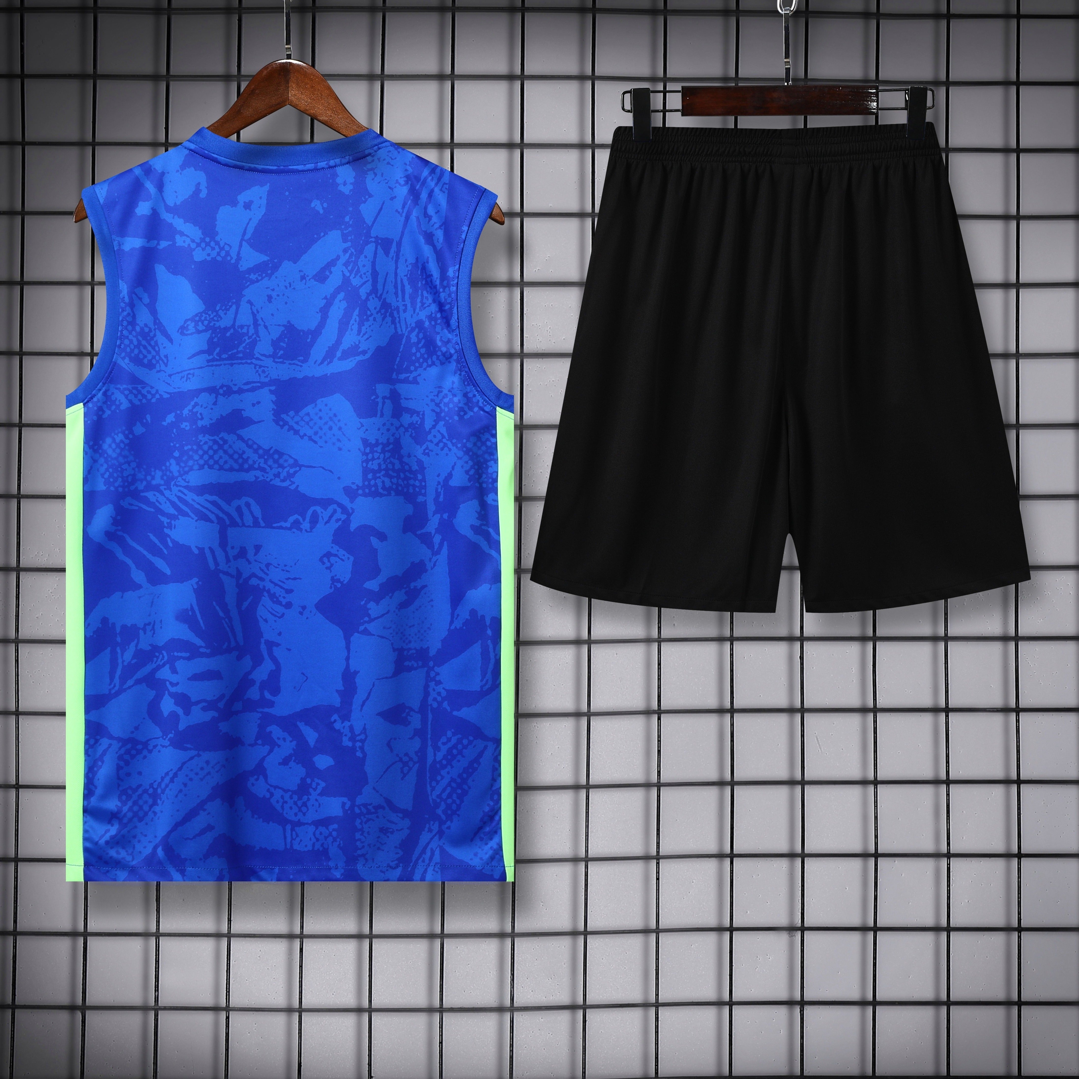 TANK TOP + SHORTS BARCELONA