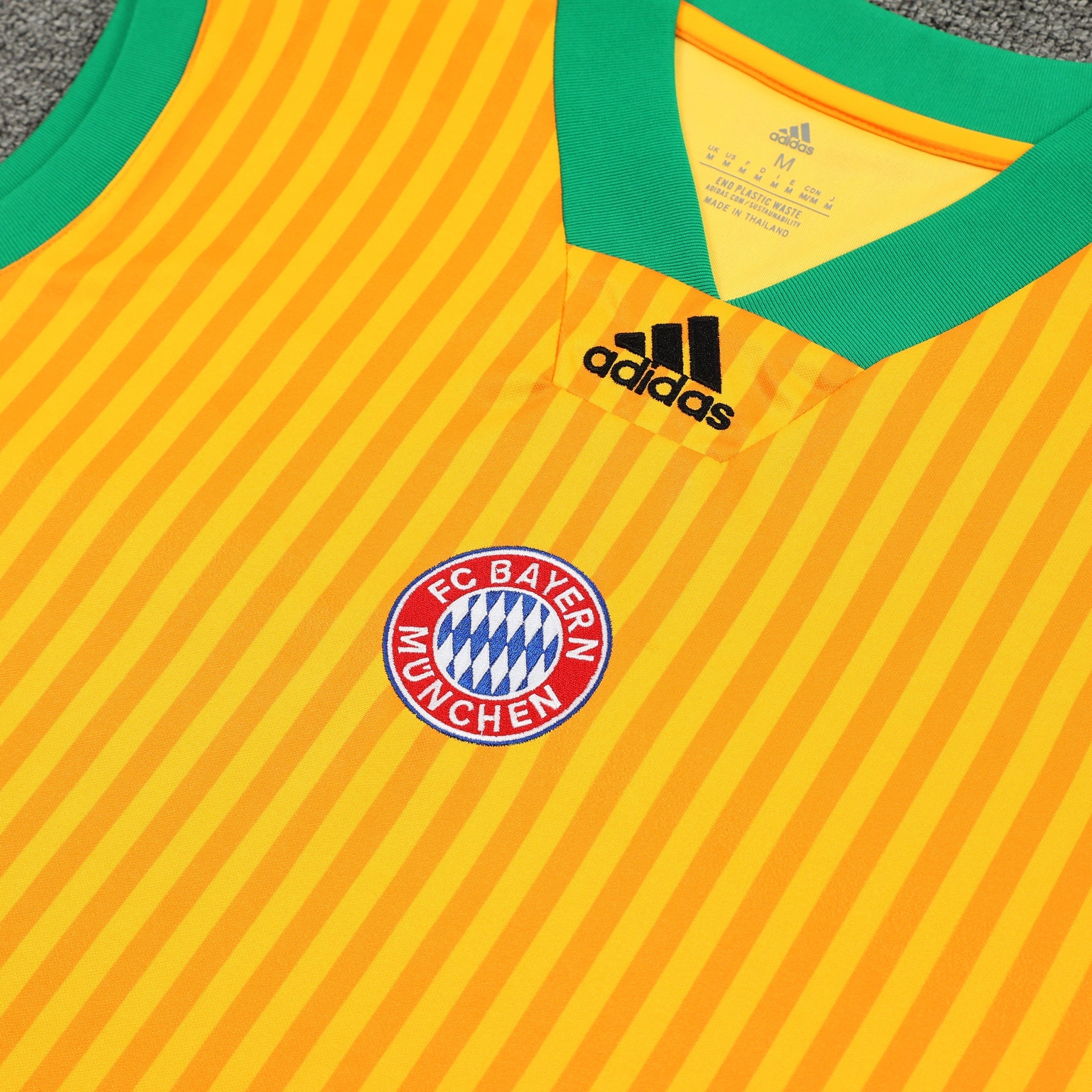 TANK TOP + SHORTS BAYERN MUNICH